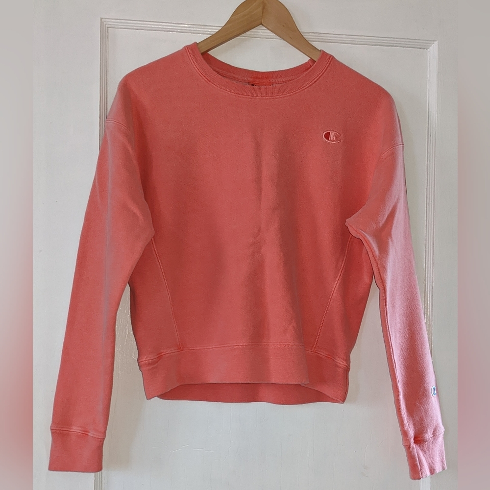 Champion Womens Coral Crew Neck Cotton Blend Pullover Sweater. Size Small